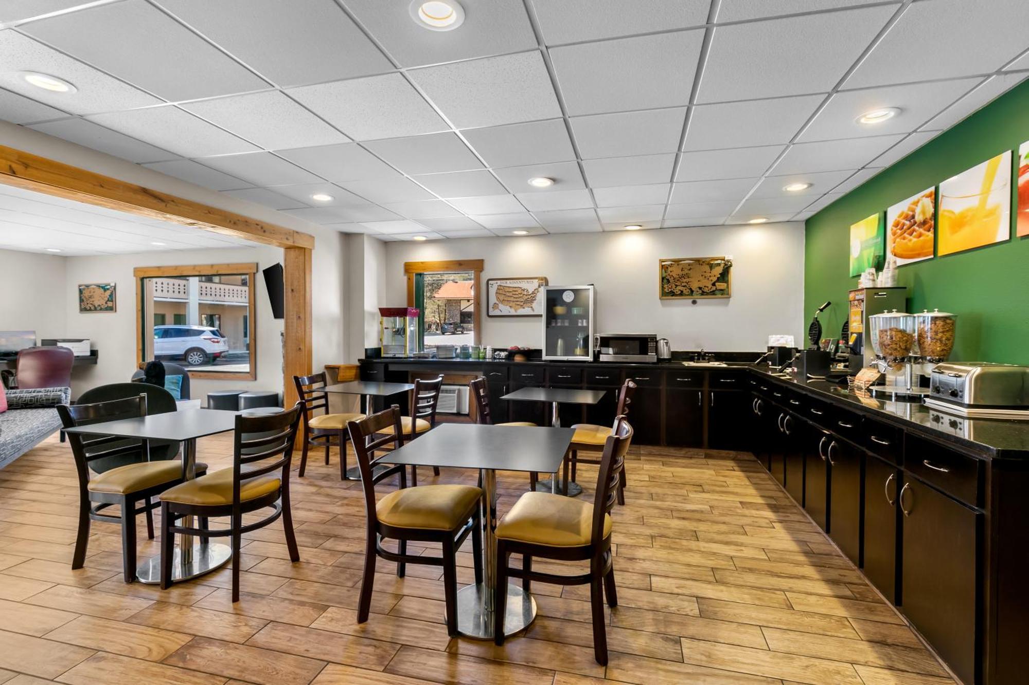 Quality Inn Downtown הלן מראה חיצוני תמונה